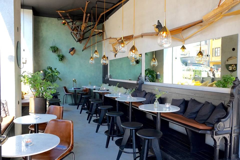 interior of The green Queen