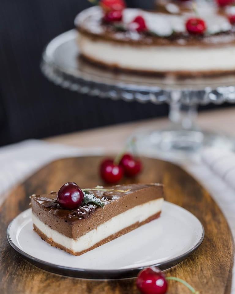 vegan chocolat cherry cake