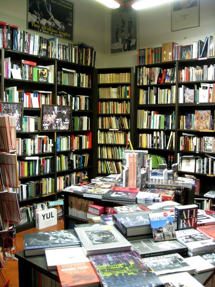 books at Libreria Fahrenheit 451