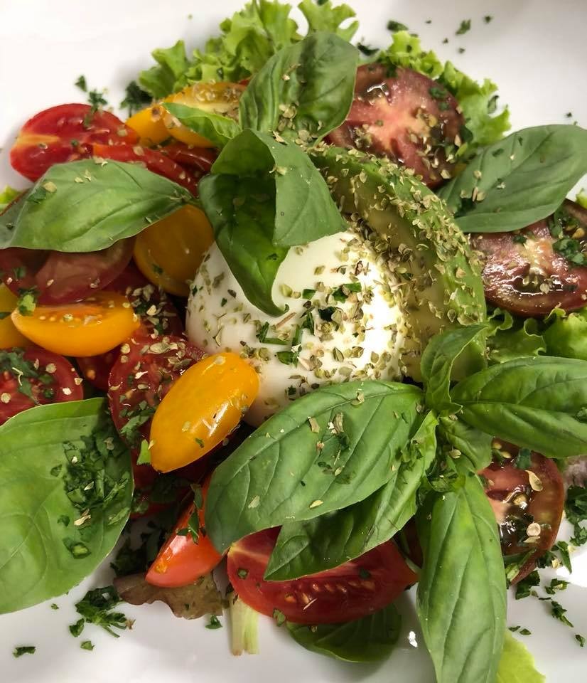 salad with basilicum from Caconero