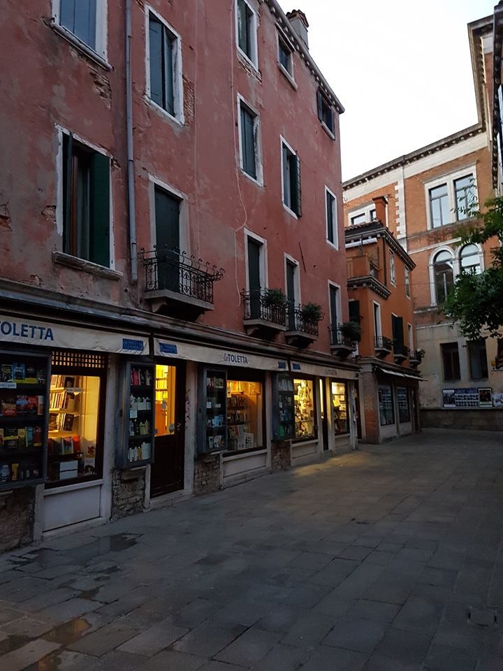 street frond of Libreria Toletta in Venice