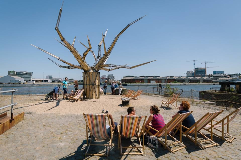 a tree-like installation at Stormkop Antwerp