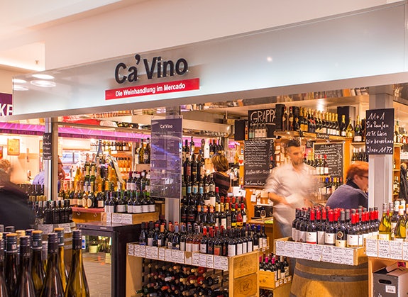 Ca' Vino wine stand