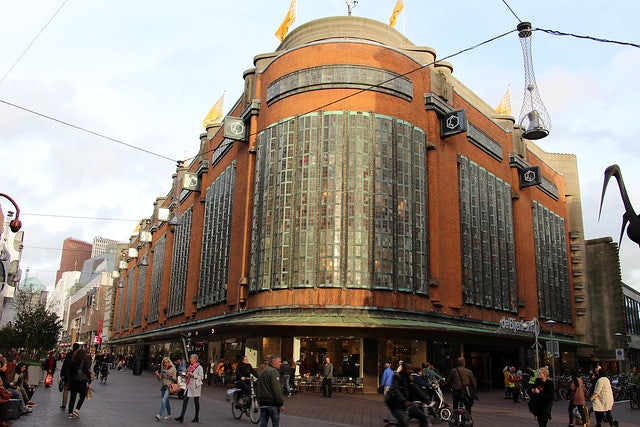 exterior of the Haagse Bijenkorf