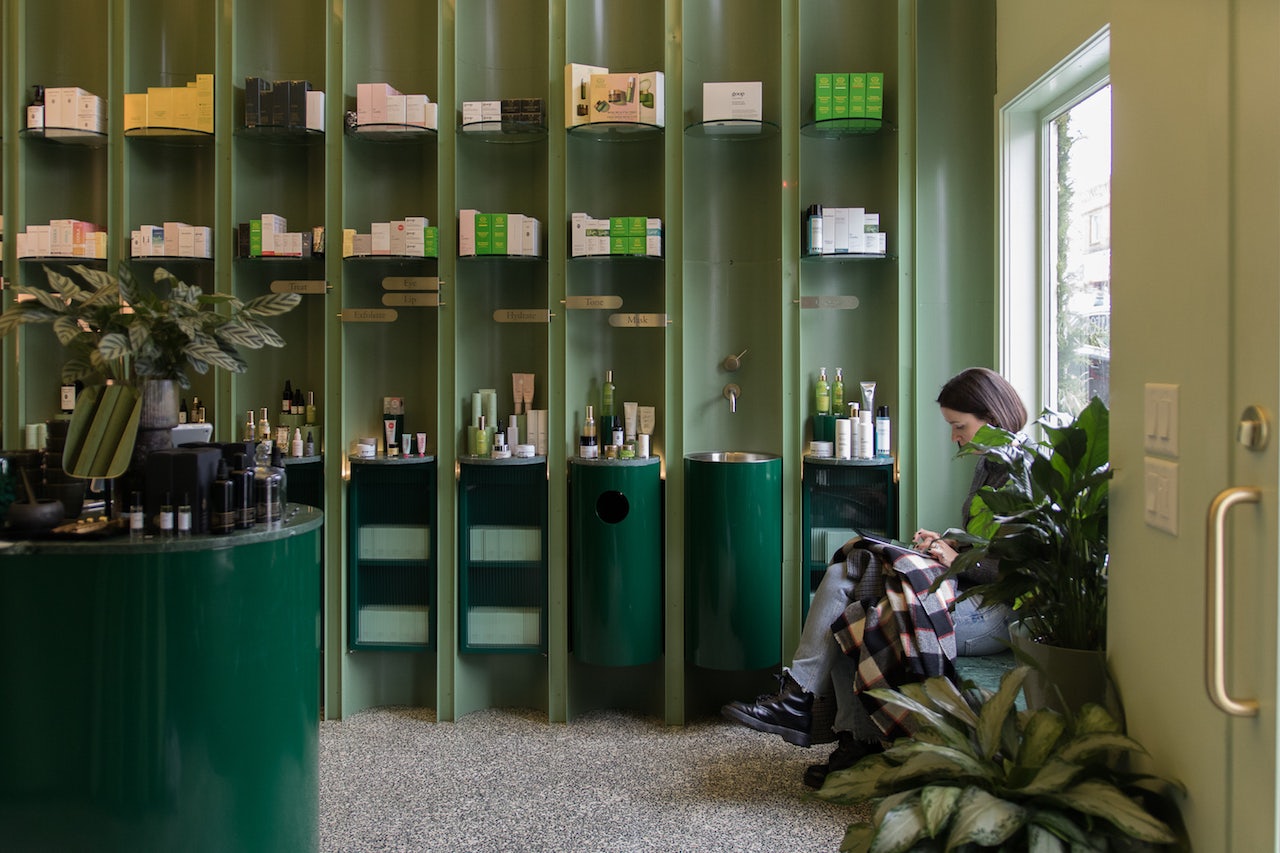 green interior of the Fig Spa in Vancouver