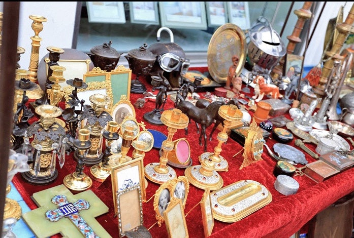 antiques at the Portobello Road Market