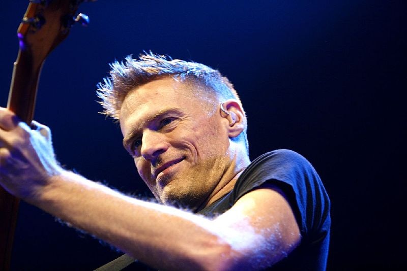 Vancouver - Bryan Adams on stage