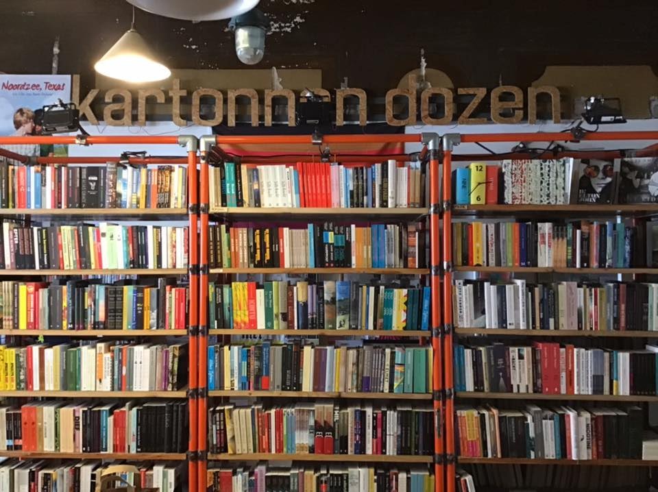 Antwerp - Kartonnen Dozen bookshop