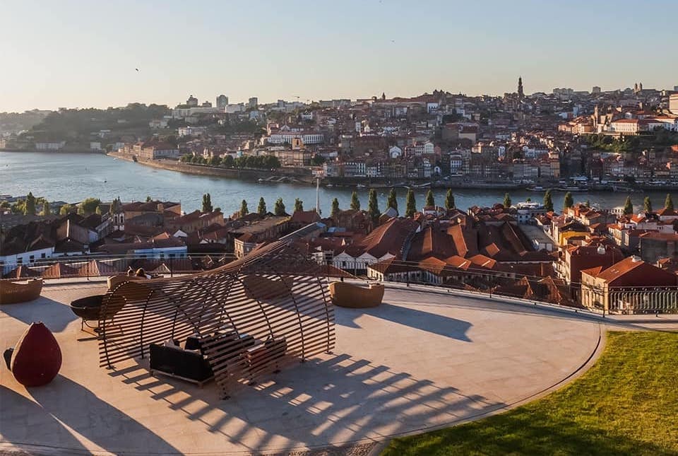 view over the river in Porto from Dick's bar 