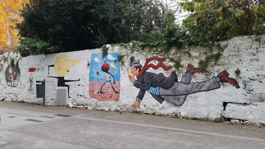 Mural painting at the Bairro das Artes in Porto