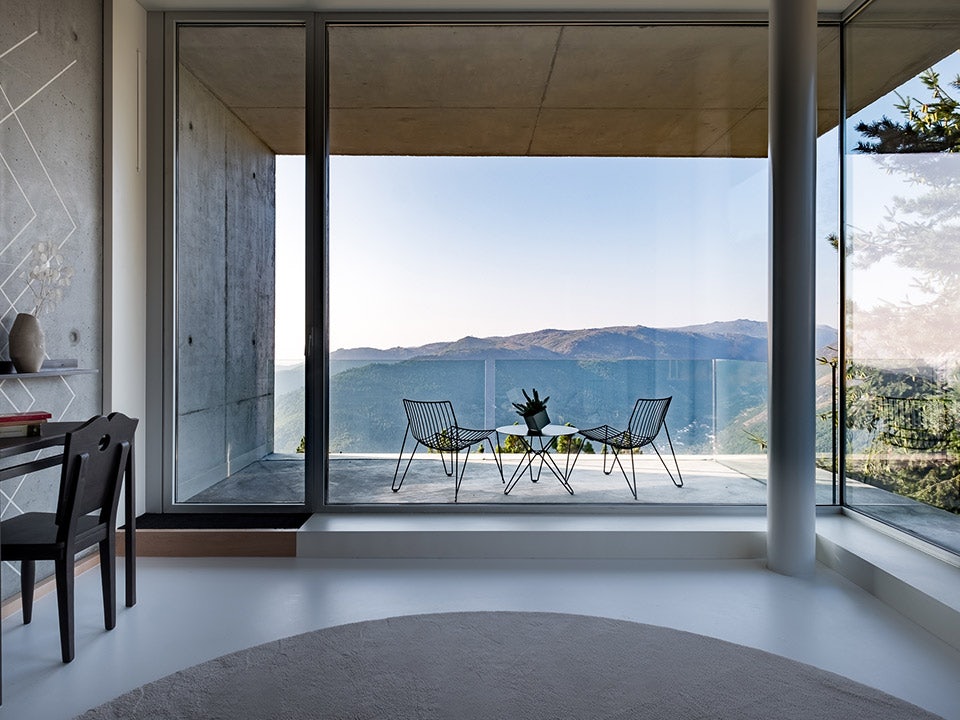 minimalist room with stunning view over the mountains at the Casa de São Lourenço