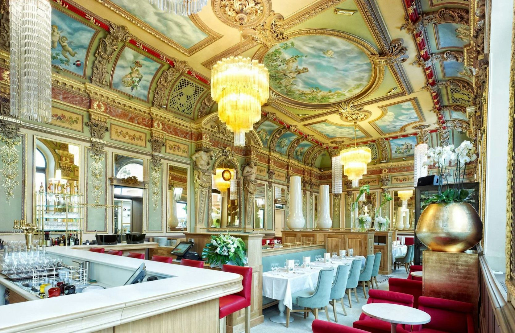 stunning baroque interior of Le Bibent in Toulouse