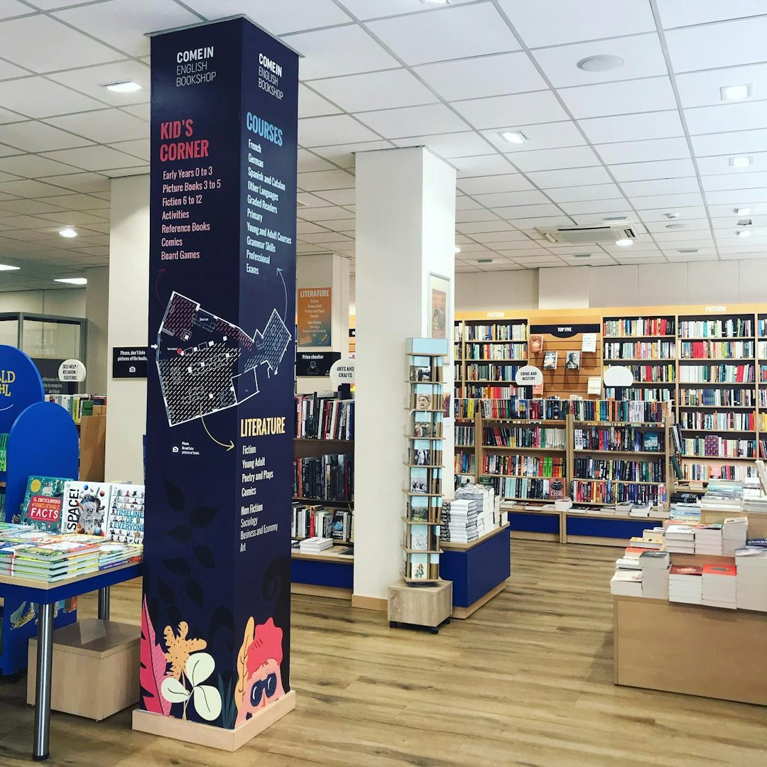 shop interior of book store Come In in Barcelona