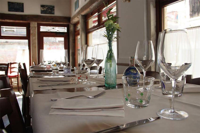 a set table at Da Rioba restaurant in Venice