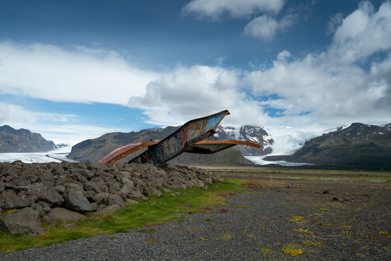 the Skeiðará Bridge Monument in Iceland