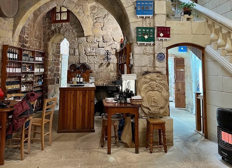 traditional Maltese decor of Ta' Rikardu