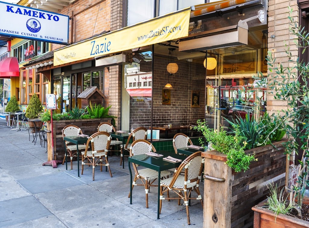 outdoor dining area at the street side of Zazie SF