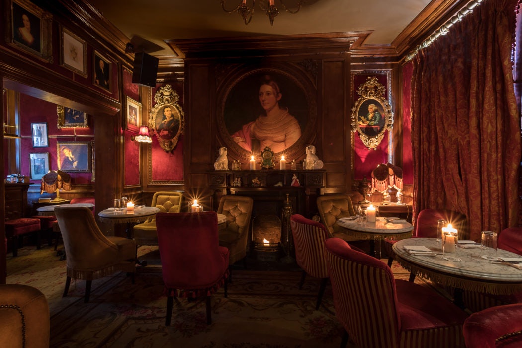 interior Peruke & Periwig cocktail bar