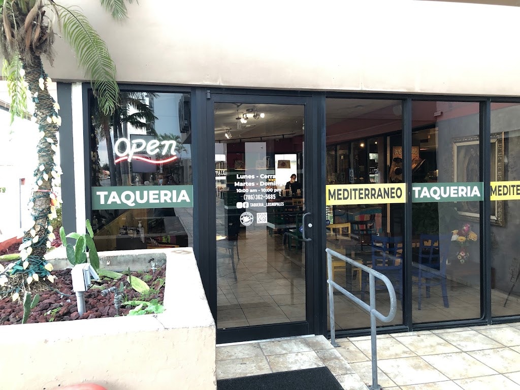 entrance of Taqueria Los Nopales 