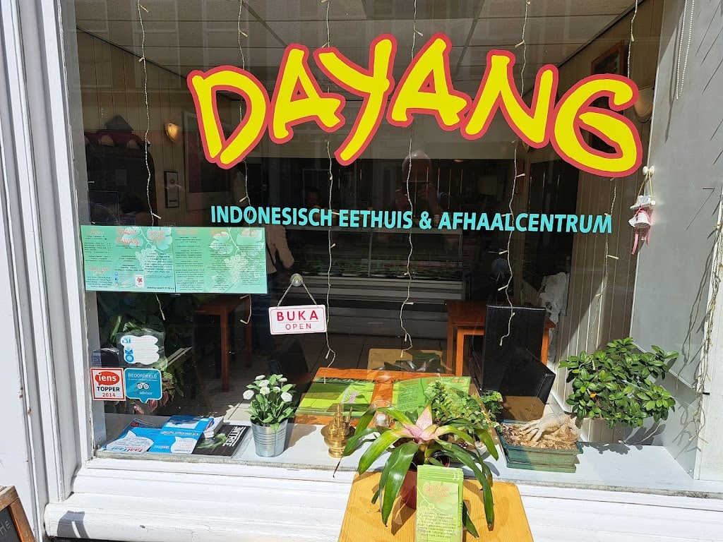 Window front and signage at Dayang restaurant in The Hague