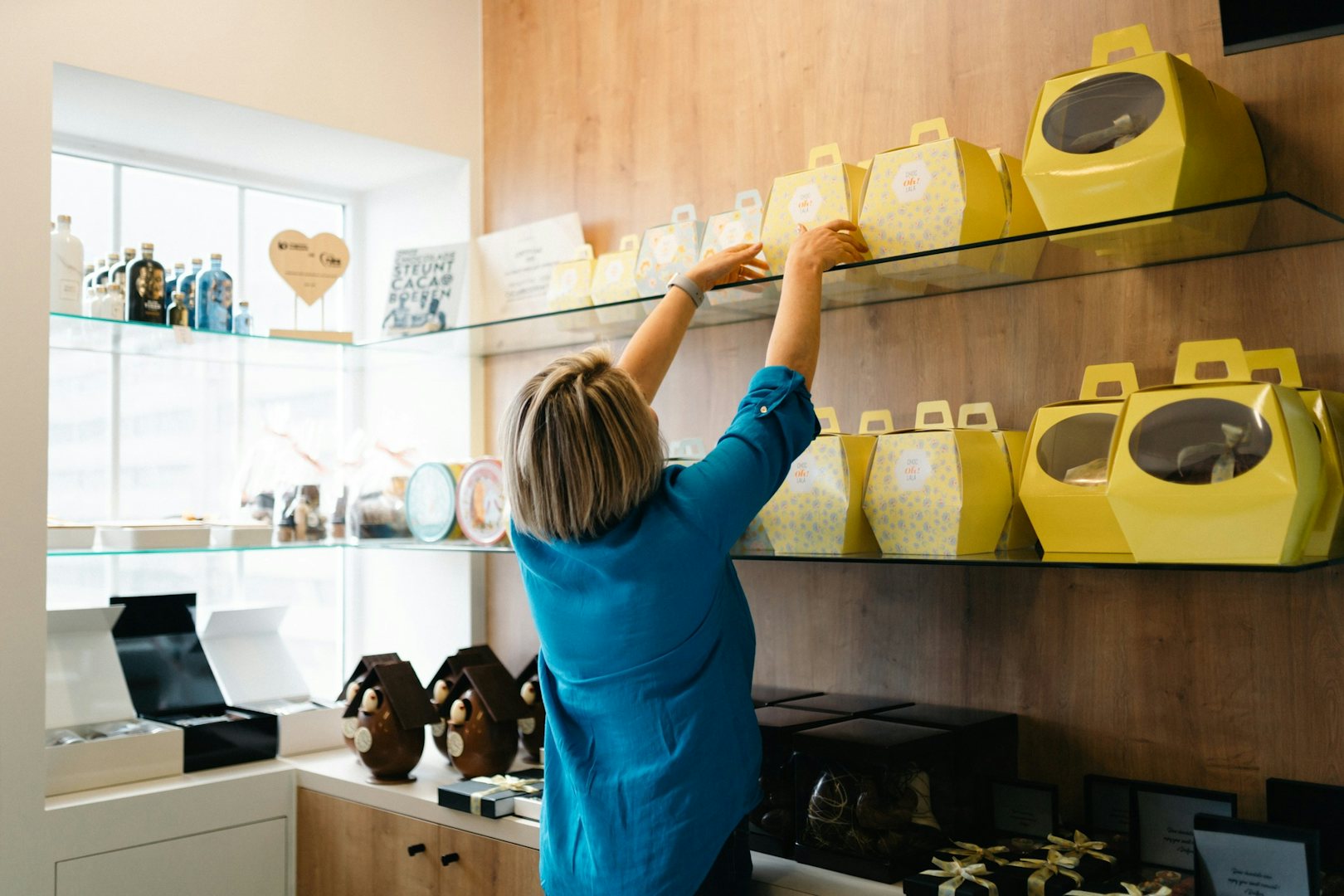 easter theme at Chocolaterie Ledoux in Langemark