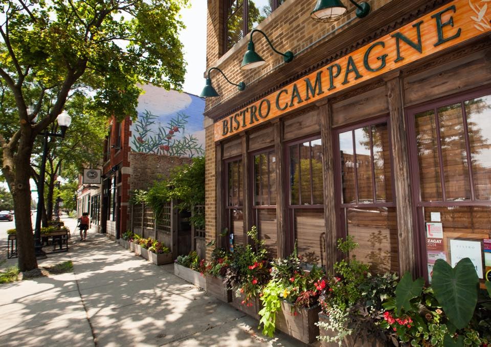 street front of Bistro Campagne in Chicago