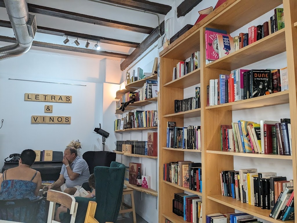 interior of book cafe Letras y Vinos in Valencia