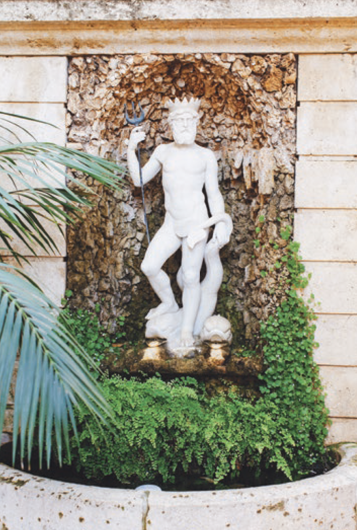 statue of poseidon at the Jardí de Monfort in Valencia