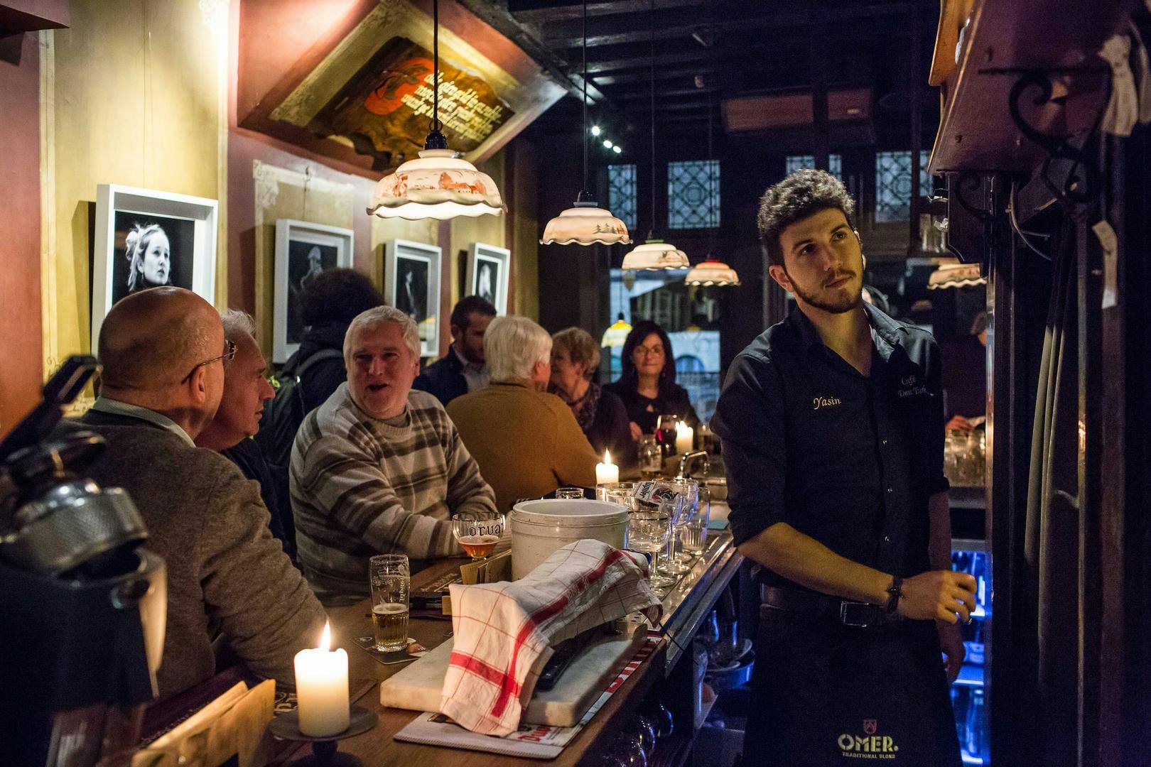 a full house of customers at Cafe den Turk in Ghent