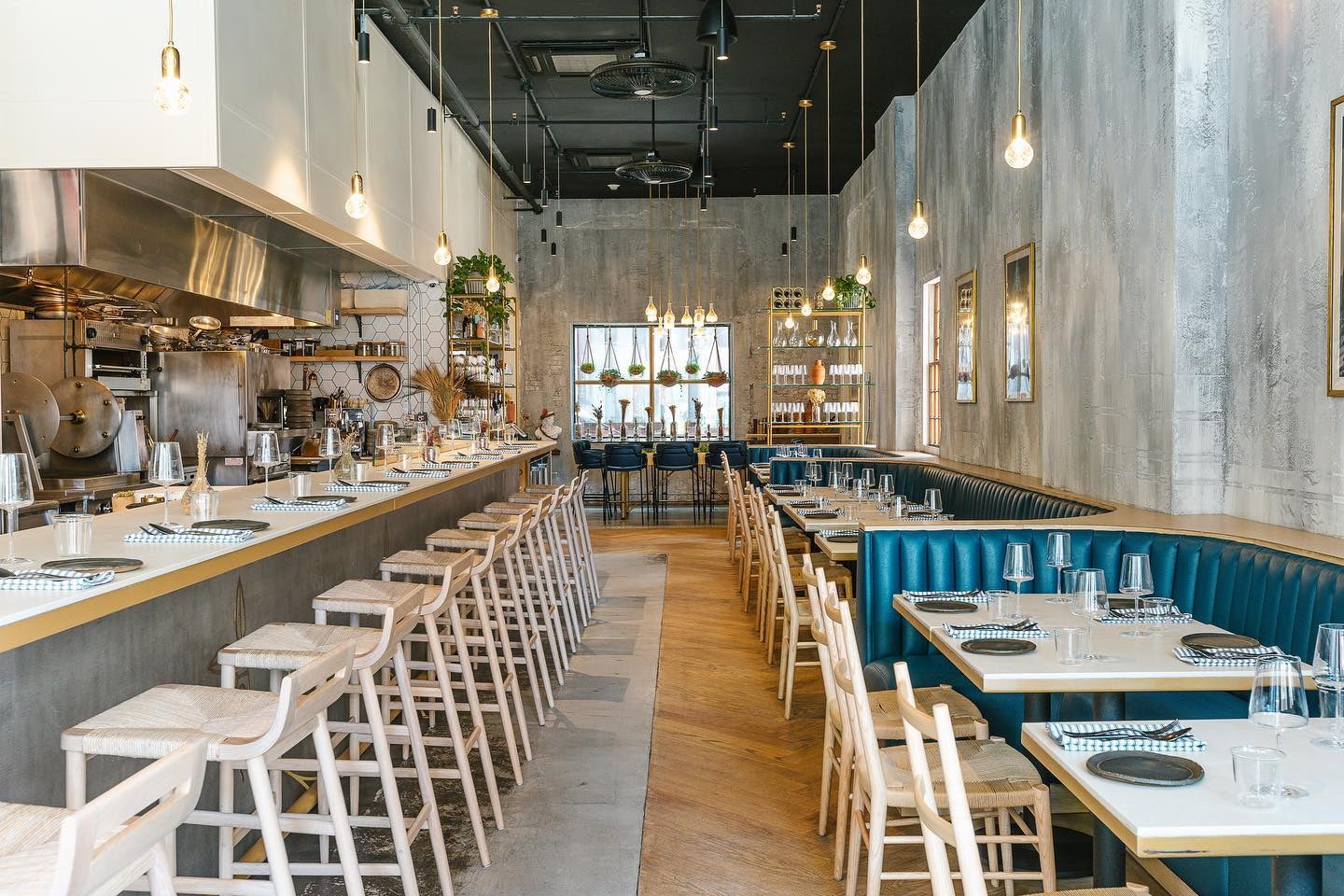 Light and spacious restaurant intior of Krasi