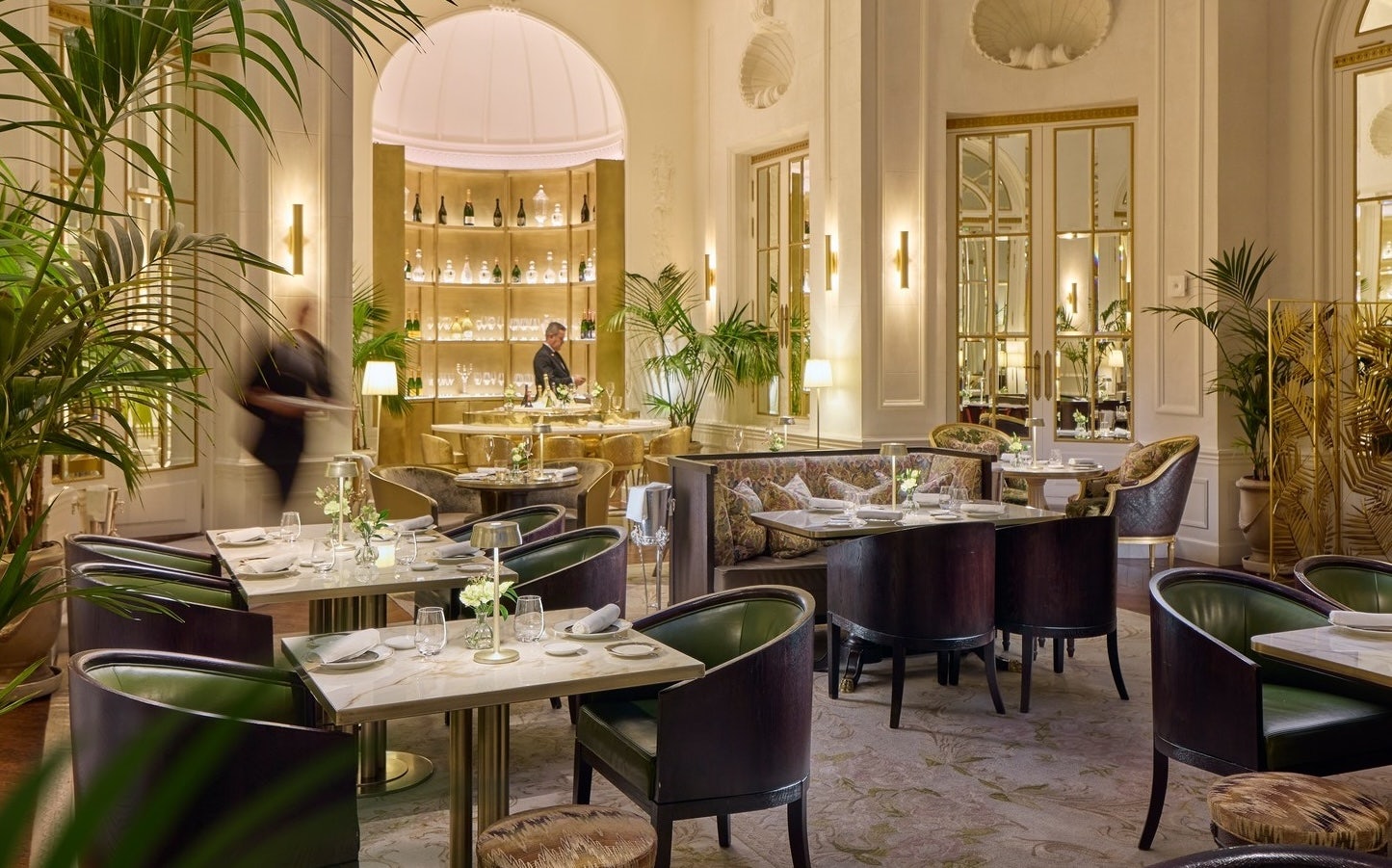 a luxurious dining setting at the Mandarin Oriental Ritz in Madrid